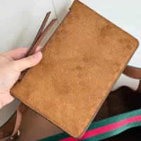 $88.00 USD Gucci AAA Quality Handbags For Women #1425205