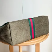 $88.00 USD Gucci AAA Quality Handbags For Women #1425206