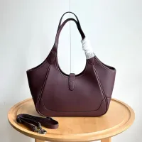 $85.00 USD Gucci AAA Quality Shoulder Bags In 26*23*11cm For Women #1425217