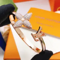$39.00 USD Louis Vuitton LV Bracelets #1425243