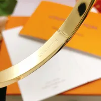 $39.00 USD Louis Vuitton LV Bracelets #1425244