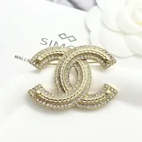 $36.00 USD Chanel Brooches For Women #1425309