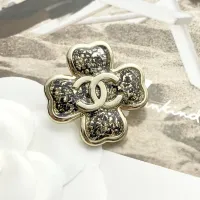 $27.00 USD Chanel Brooches For Women #1425340