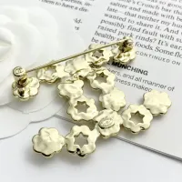$32.00 USD Chanel Brooches For Women #1425380