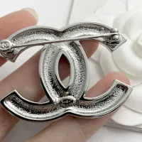 $34.00 USD Chanel Brooches For Women #1425381
