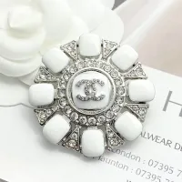$36.00 USD Chanel Brooches For Women #1425383