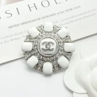 $36.00 USD Chanel Brooches For Women #1425383