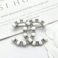 $36.00 USD Chanel Brooches For Women #1425384