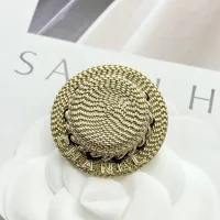 $32.00 USD Chanel Brooches For Women #1425389