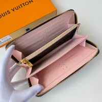 $88.00 USD Louis Vuitton AAA Quality Long Wallets #1425541