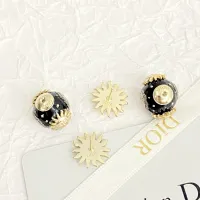 $38.00 USD Christian Dior Earrings For Women #1425690