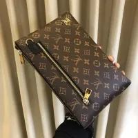 $60.00 USD Louis Vuitton AAA Man Pouches #1425705
