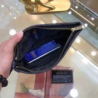 $60.00 USD Gucci AAA Man Pouches #1425833