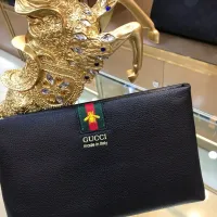 $64.00 USD Gucci AAA Man Pouches #1425842