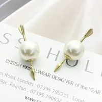 $29.00 USD Christian Dior Earrings For Women #1425861