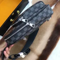 $72.00 USD Louis Vuitton AAA Man Messenger Bags #1425870