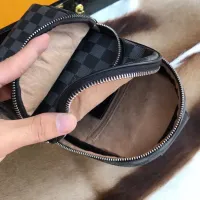 $72.00 USD Louis Vuitton AAA Man Messenger Bags #1425870