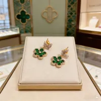 $34.00 USD Van Cleef & Arpels Earrings For Women #1425938