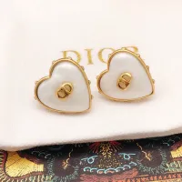 $25.00 USD Christian Dior Earrings For Women #1426011