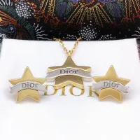 $27.00 USD Christian Dior Earrings For Women #1426046