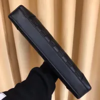 $64.00 USD Louis Vuitton AAA Man Pouches #1426047