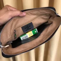 $64.00 USD Louis Vuitton AAA Man Pouches #1426047