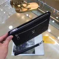 $64.00 USD Louis Vuitton AAA Man Pouches #1426049