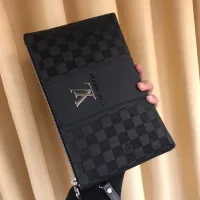 $64.00 USD Louis Vuitton AAA Man Pouches #1426051
