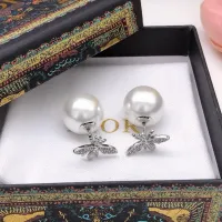 $25.00 USD Christian Dior Earrings For Women #1426089