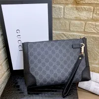 $60.00 USD Gucci AAA Man Pouches #1426132