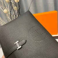 $64.00 USD Hermes AAA Man Pouches #1426224