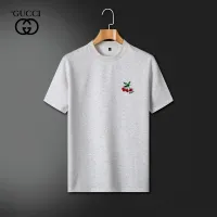 $64.00 USD Gucci Tracksuits Short Sleeved For Men #1426551