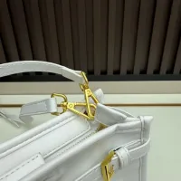 $85.00 USD Prada AAA Quality Messenger Bags For Women #1426782