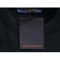 $38.00 USD Louis Vuitton LV T-Shirts Short Sleeved For Unisex #1426979