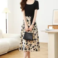 $56.00 USD Chanel Dresses Short Sleeved For Women #1426987