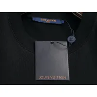 $38.00 USD Louis Vuitton LV T-Shirts Short Sleeved For Unisex #1427001