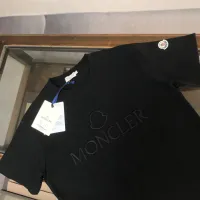 $34.00 USD Moncler T-Shirts Short Sleeved For Unisex #1431208