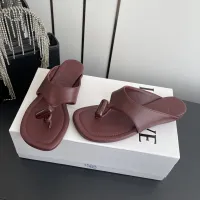 $102.00 USD LOEWE Slippers For Women #1431889