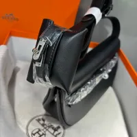 $88.00 USD Hermes AAA Quality Messenger Bags For Women #1432011