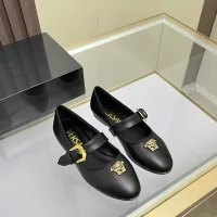 $82.00 USD Versace Flat Shoes For Women #1432025