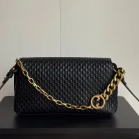 $85.00 USD Gucci AAA Quality Messenger Bags #1432180