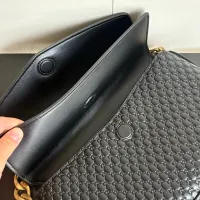 $85.00 USD Gucci AAA Quality Messenger Bags #1432180