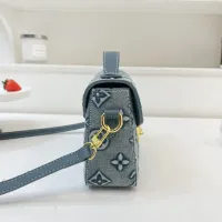 $42.00 USD Louis Vuitton Messenger Bags For Women #1432358