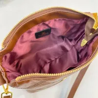 $39.00 USD Chanel Messenger Bags For Women #1432370