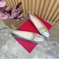 $108.00 USD Valentino Flat Shoes For Women #1433146