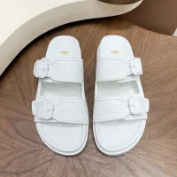 $85.00 USD Fendi Slippers For Men #1433509