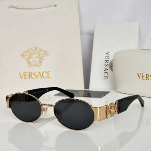 Versace AAA Quality Sunglasses #1434980