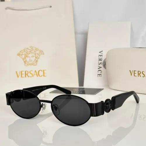 Versace AAA Quality Sunglasses #1434983