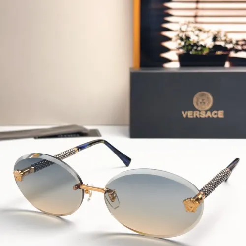 Versace AAA Quality Sunglasses #1434990