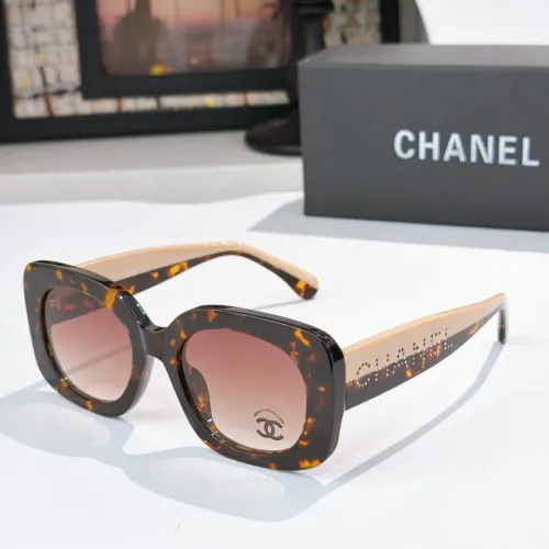 Chanel AAA Quality Sunglasses #1435704